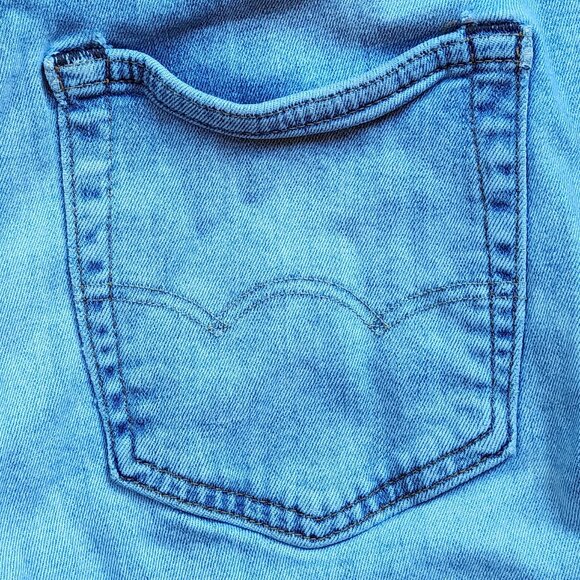 American Eagle Outfitters Light Wash "Athletic" Straight Leg Jeans Size 30x30 - Picture 15 of 16